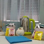招待所 Roma 4*