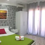 招待所 Roma 4*